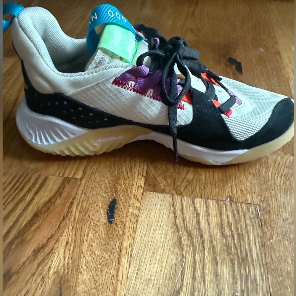 Nike. Jordan Delta SP 'Multi-Color'. Size 6.
